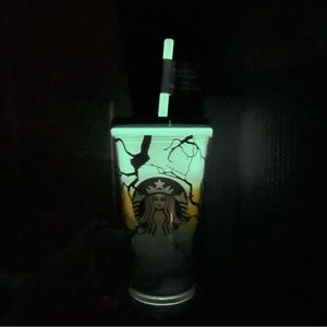Starbucks 2022 Fall Halloween Raven’s Perch Glow In The Dark 16oz Tumbler